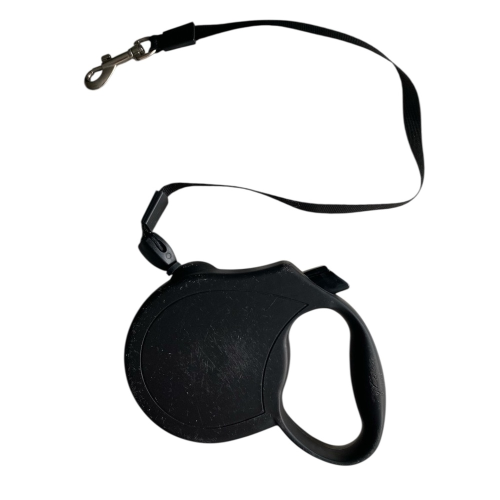 Black Retractable Dog Leash - Small / Medium Dogs